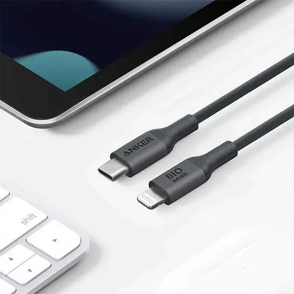 Anker 542 USB-C to Lightning Cable 6ft Bio-Based Black - Image 5