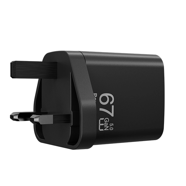 SWITCHEASY POWERBUDDY 5.0 GAN COMPACT WALL CHARGER 67W 3 PORT USB-C X2 USB-A X1 UK – BLACK - Image 3